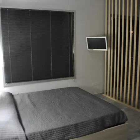 Apartment Global House Matino