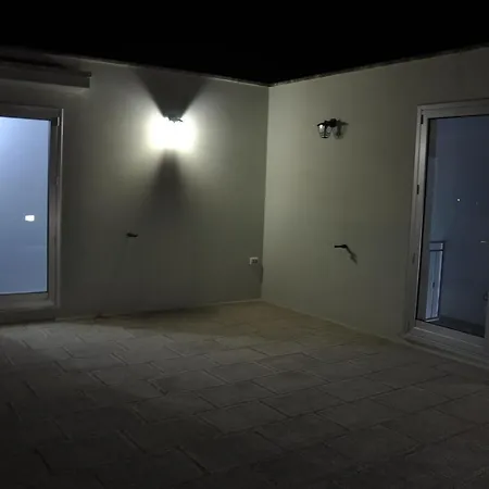 Apartment Global House